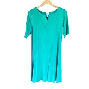 Chicos foam green women’s relax fit short sleeve dress size 0